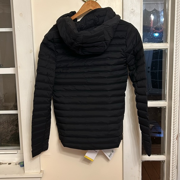NWT Lulu Lemon “Pack It Down” Jacket in Black Size 8 - Picture 3 of 5